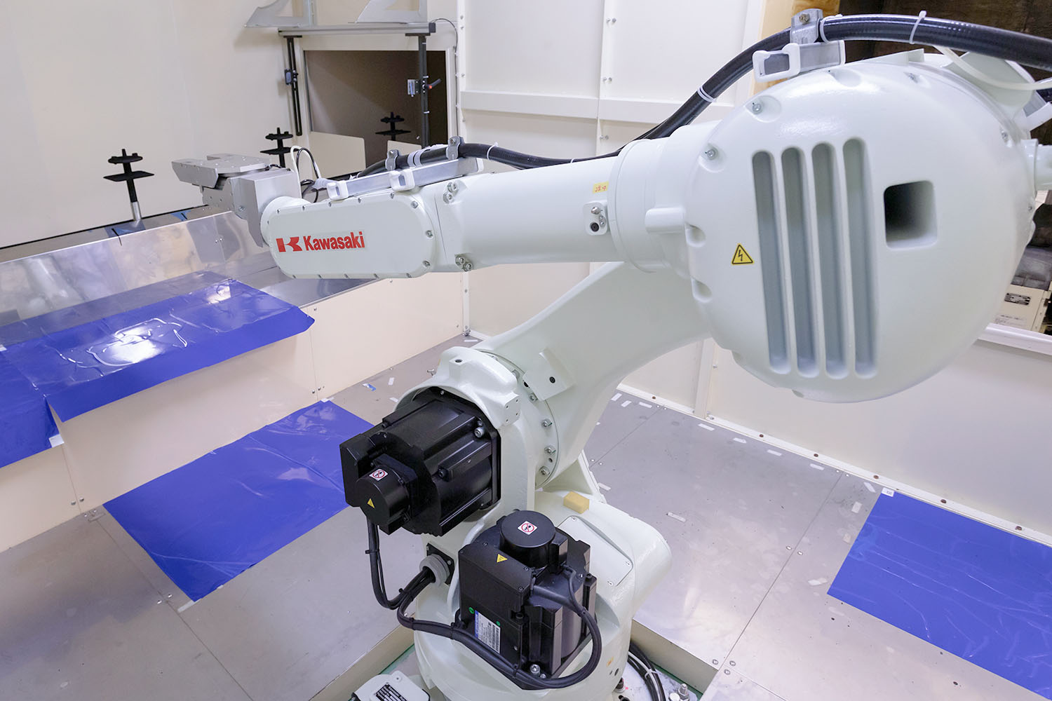 ロボット塗装ライン