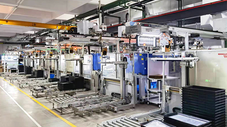 蘇州第一塑膠有限公司 成形工場