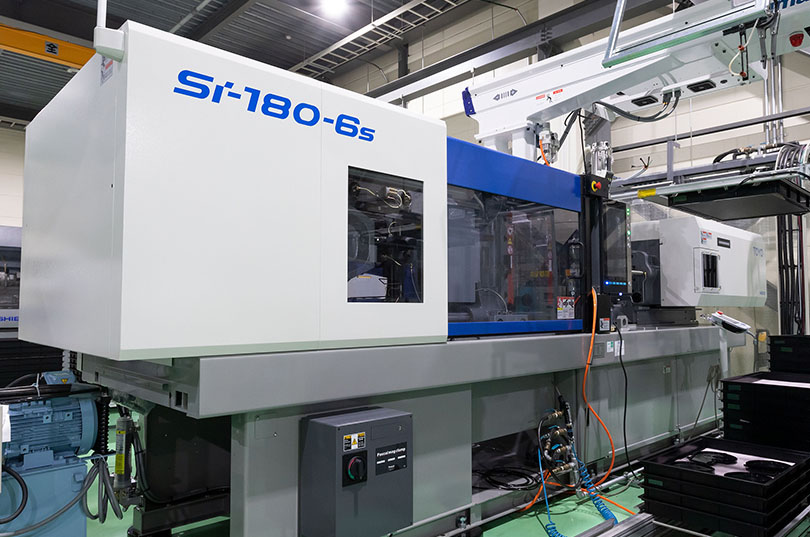 180t 電動成形機