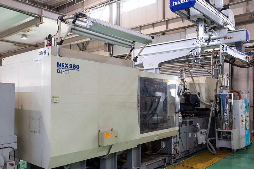 280t 電動成形機