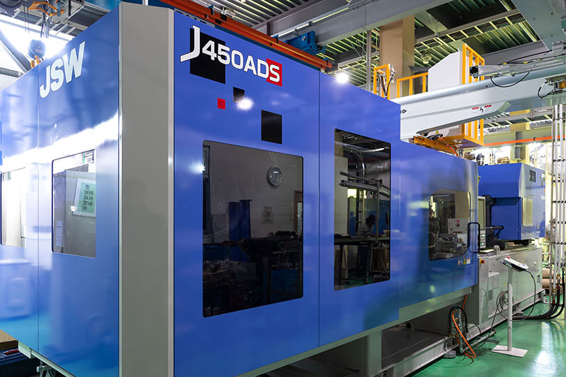 450t 電動成形機