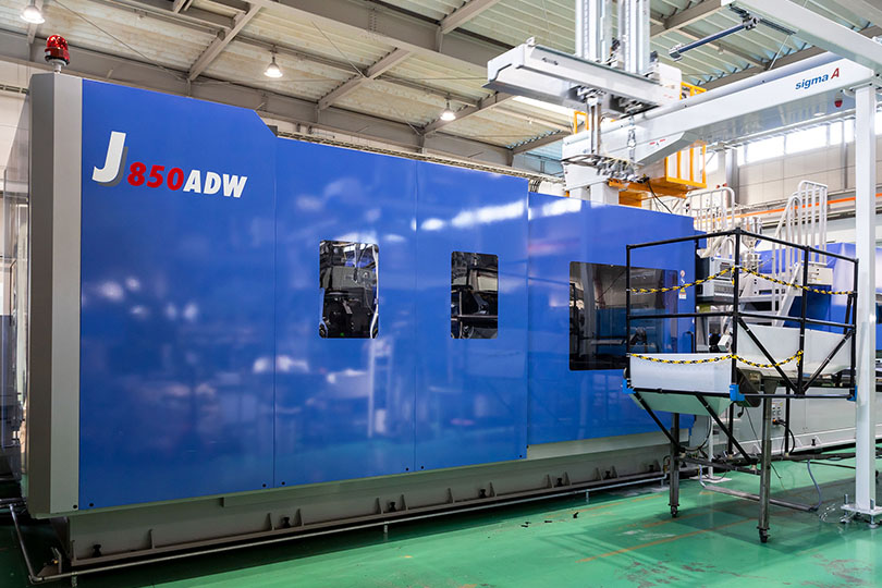 850t 電動成形機