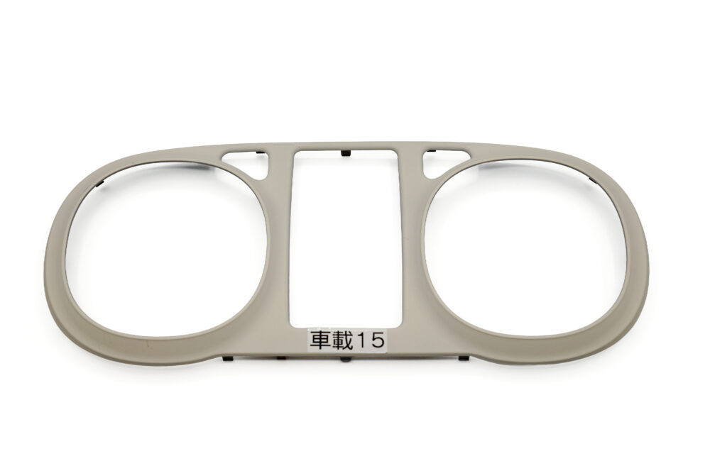 自動車メーターパネル│第一樹脂工業株式会社